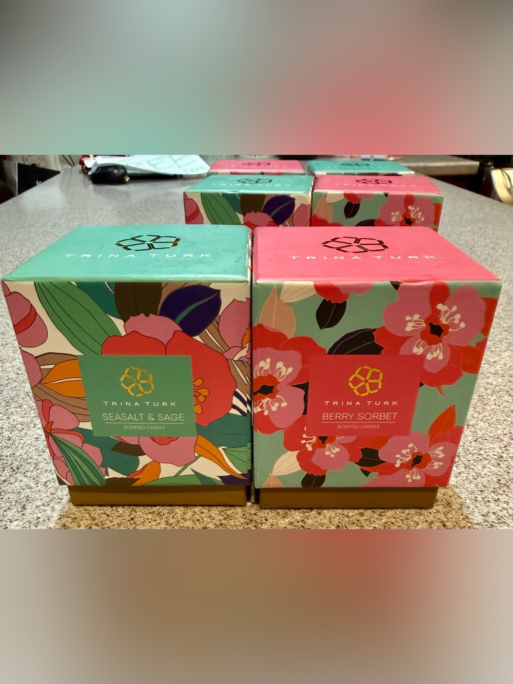 Trina Turk NWOT Candle Set Floral Mixed Scents Glass Vessel Bundle 2